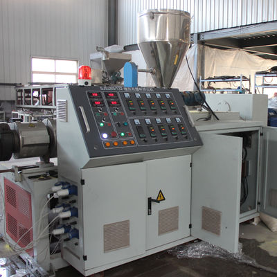 Mesin Profil Plastik Kamar Mandi PVC Twin Screw Caco3